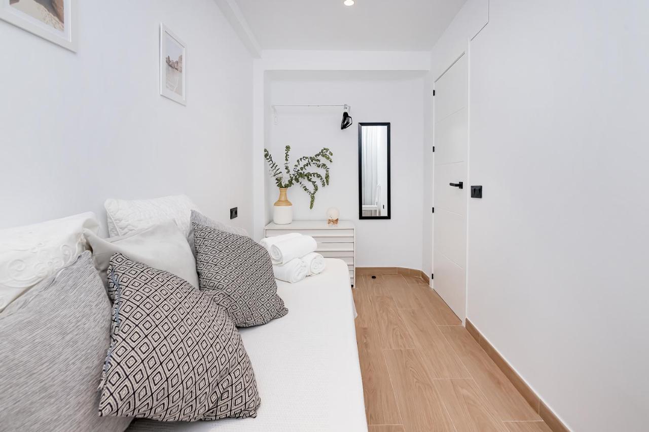 Amargura City Center Apartment Malaga Bagian luar foto