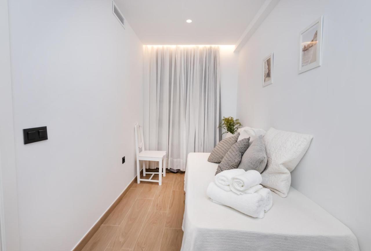 Amargura City Center Apartment Malaga Bagian luar foto